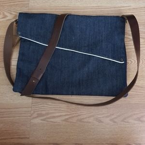 The Big Picture Company Crossbody Bag